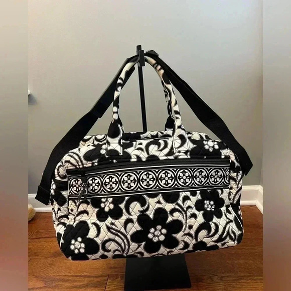 Vera Bradley Weekend Black-White Floral Travel/Diaper Bag - Picture 2 of 13